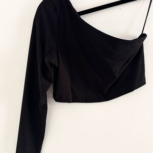 Susana Monaco Asymmetrical Crop Blouse White Black